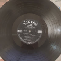 แผ่นเสียง Living Guitars , Arangements By Al Caiola - Guitar Hits Golden Album Vinyl VG