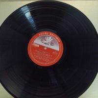 แผ่นเสียง Herbert von Karajan, Philharmonia Orchestra, Ludwig van Beethoven / Antonín Dvořák - Symphony N°5 In C Minor, Op. 67 / Symphony N°9 In E Minor, Op. 95 Vinyl VG+