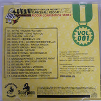 ซีดี Varioas - DRACON F ARM ''RIDDIM FACTORY '' VOL.001 CD VG+