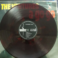 แผ่นเสียง The Ventures - À Go-Go Vinyl VG+ แผ่นสีแดง