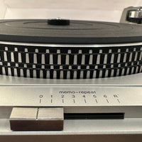 เครื่องเล่นแผ่นเสียง Technics SL-D3 Fully Automatic Direct Drive Turntable (220V)