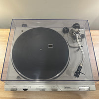เครื่องเล่นแผ่นเสียง Technics SL-D3 Fully Automatic Direct Drive Turntable (220V)