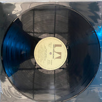 แผ่นเสียง Shirley Bassey - Love, Life And Feelings Vinyl VG+