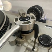 เครื่องเล่นแผ่นเสียง Technics SL-D3 Fully Automatic Direct Drive Turntable (220V)