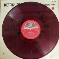 แผ่นเสียง Dietric Fischer-Dieskau,Gerald Moore - Schubert Schwanen Gesang Vinyl VG+ แผ่นสี