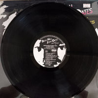 แผ่นเสียง Daryl Hall & John Oates = Daryl Hall & John Oates - Private Eyes = プライベート・アイズ Vinyl VG+