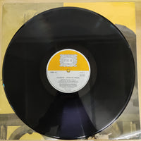 แผ่นเสียง Vinyl - Lourdes Terre De Prière En Regardant Prier Bernadette Vinyl VG