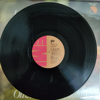 แผ่นเสียง Olivia Newton-John - Let Me Be There Vinyl VG+