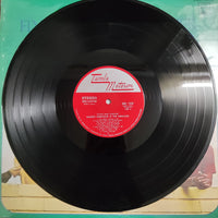 แผ่นเสียง The Miracles - Flying High Together Vinyl VG+