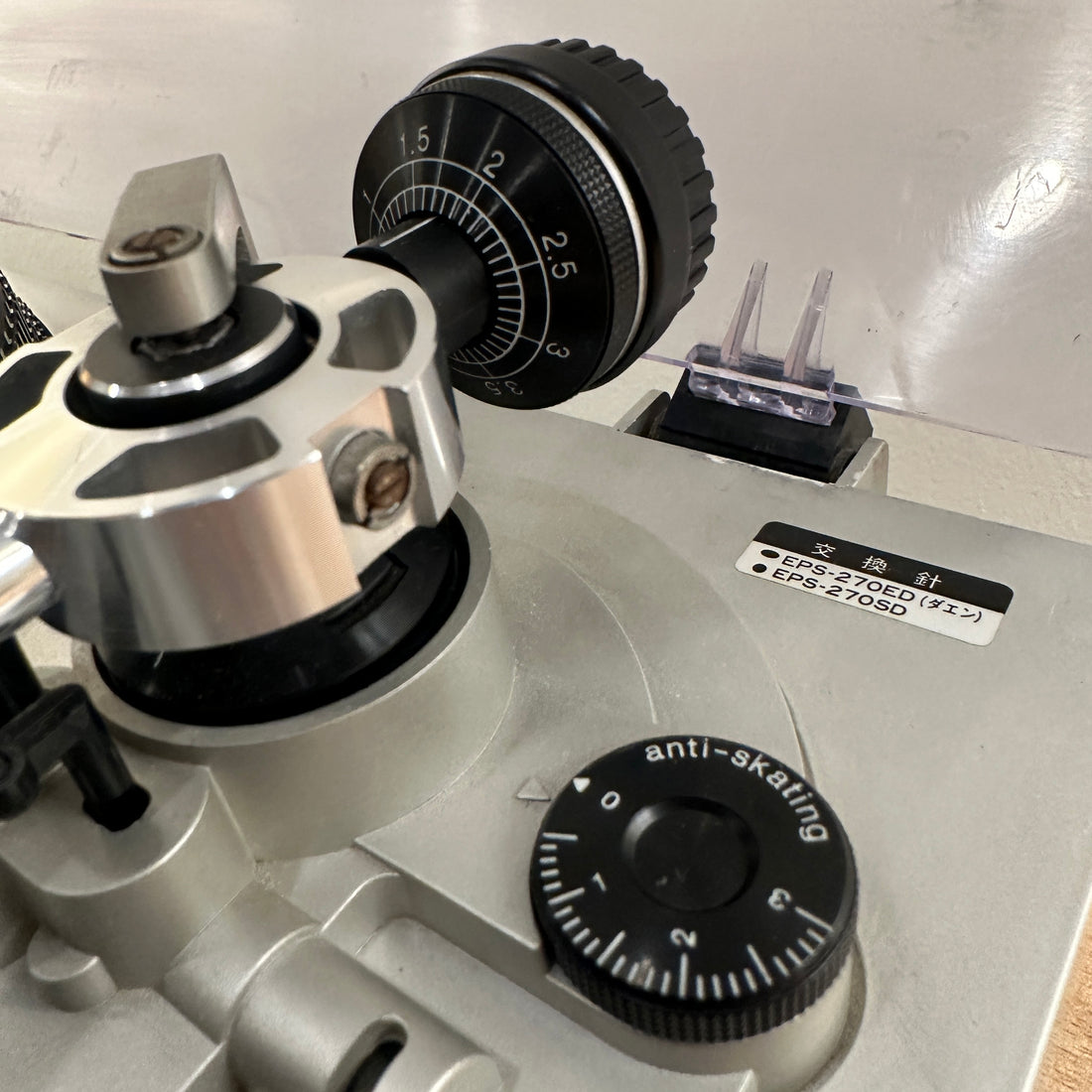 เครื่องเล่นแผ่นเสียง Technics SL-D3 Fully Automatic Direct Drive Turntable (220V)