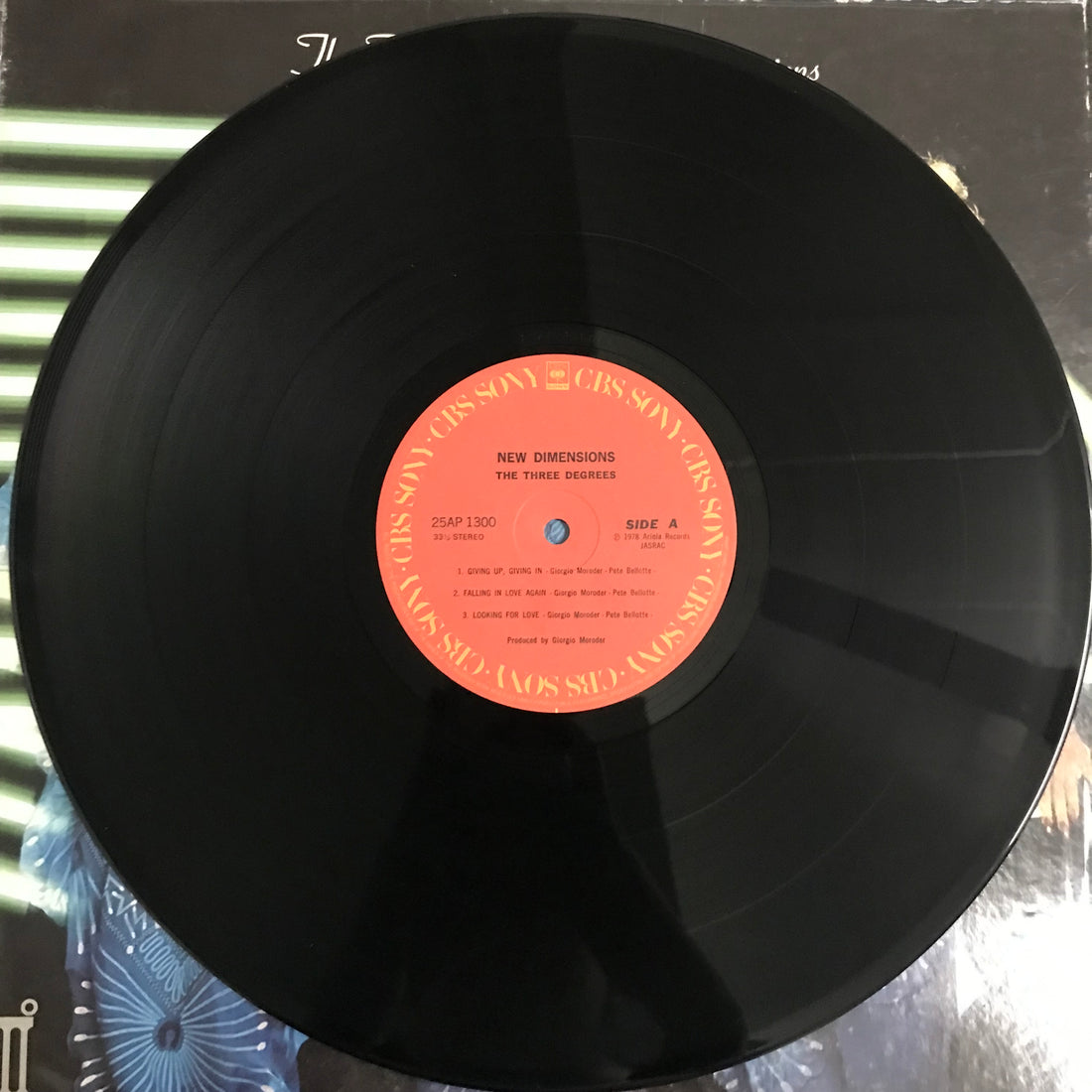 แผ่นเสียง The Three Degrees - New Dimensions Vinyl VG+