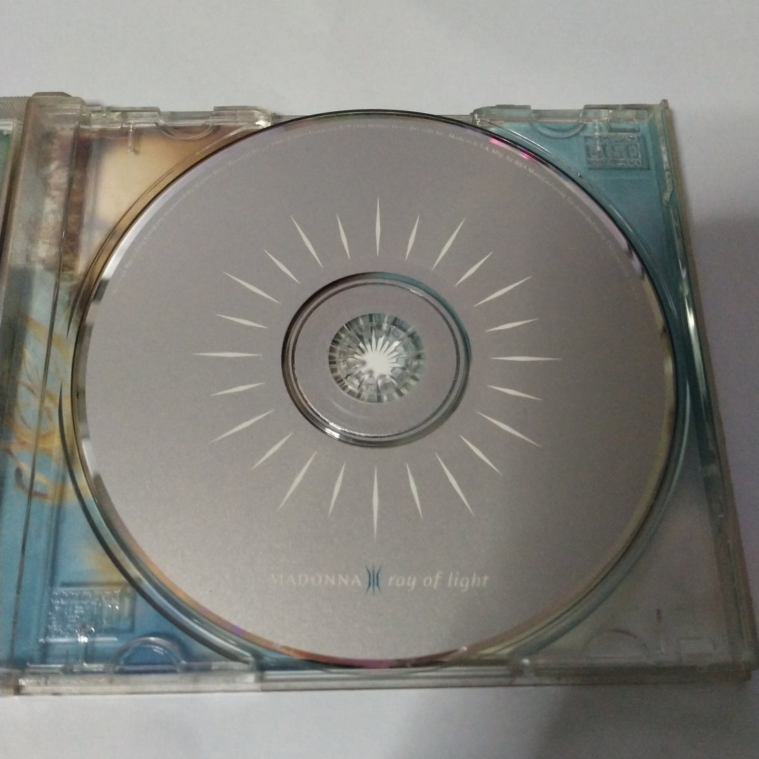 ซีดี Madonna - Ray Of Light CD VG