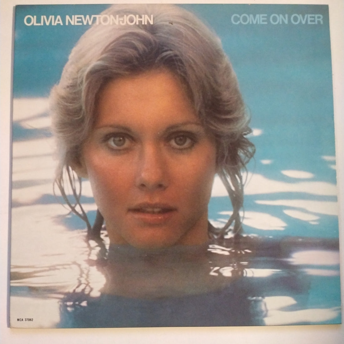 แผ่นเสียง Olivia Newton-John - Come On Over Vinyl VG+