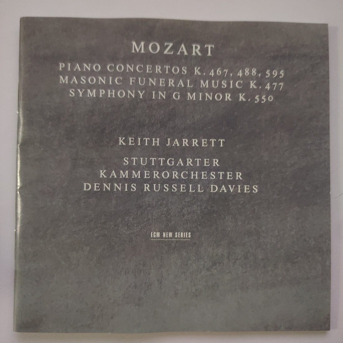 ซีดี Wolfgang Amadeus Mozart, Keith Jarrett, Stuttgarter Kammerorchester, Dennis Russell Davies - Piano Concertos K. 467, 488, 595 / Masonic Funeral Music K. 477 / Symphony In G Minor K. 550 (CD) (VG+) (2CDs)