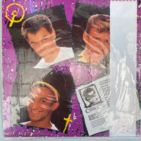 แผ่นเสียง Culture Club / Culture Club - Kissing To Be Clever = ミステリー・ボーイ Vinyl VG+