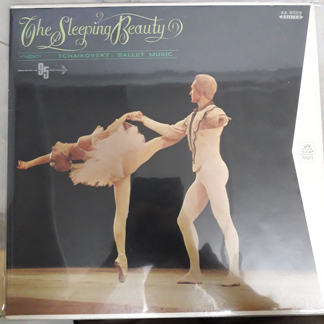 แผ่นเสียง Pyotr Ilyich Tchaikovsky - The Sleeping Beauty = 眠りの森の美女 (Vinyl) (VG+) (แผ่นสี)