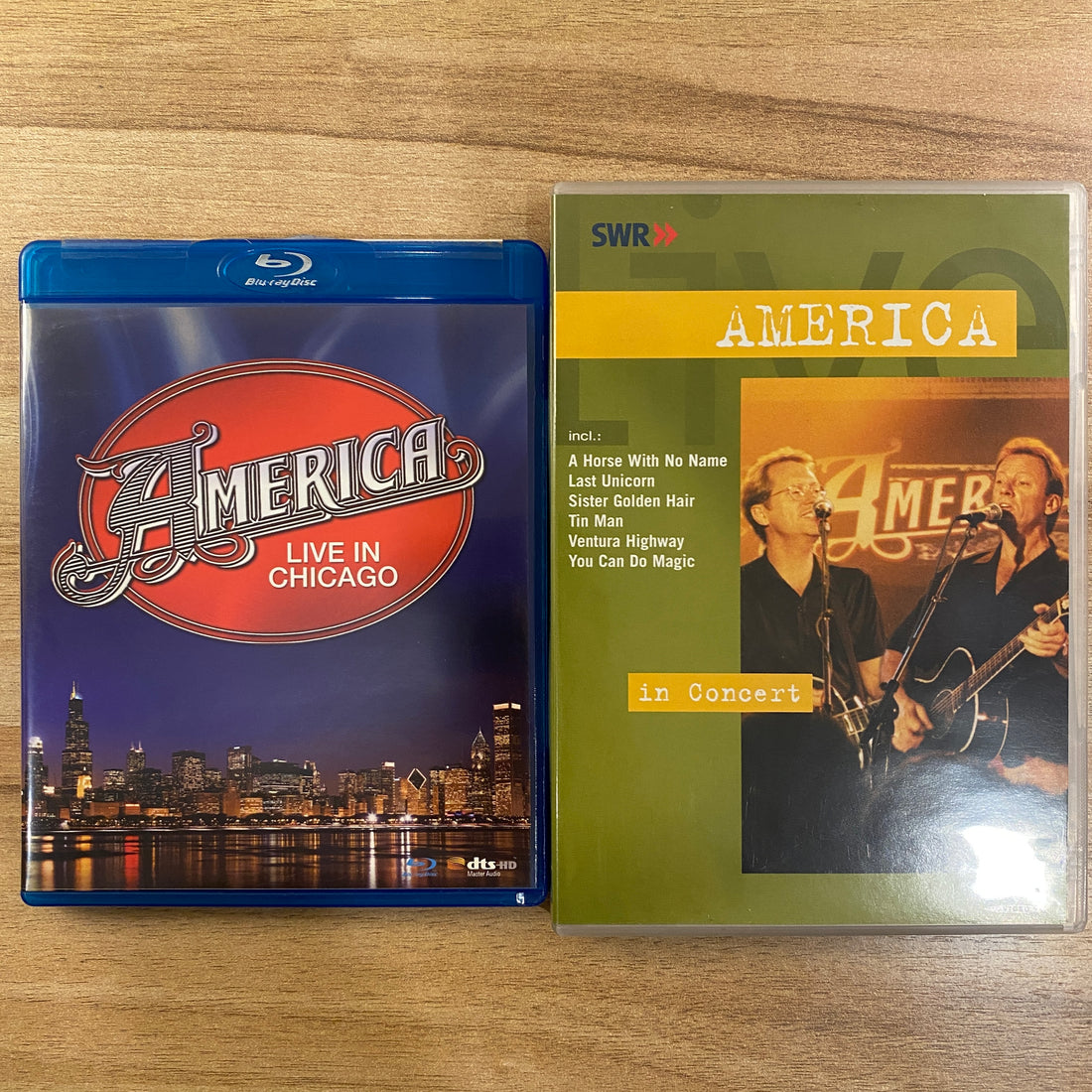 America - Live Blu-ray & DVD VG+ 1 Blu-ray, 5 DVDs