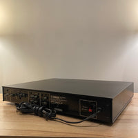 Yamaha T-2 FM Stereo Tuner (220V)