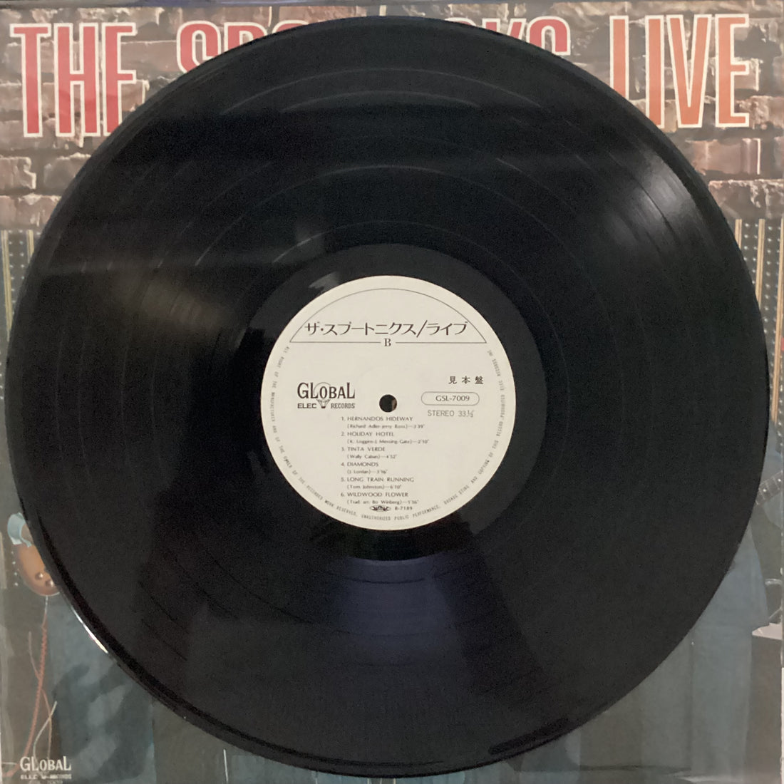 แผ่นเสียง The Spotnicks - Live Vinyl VG+