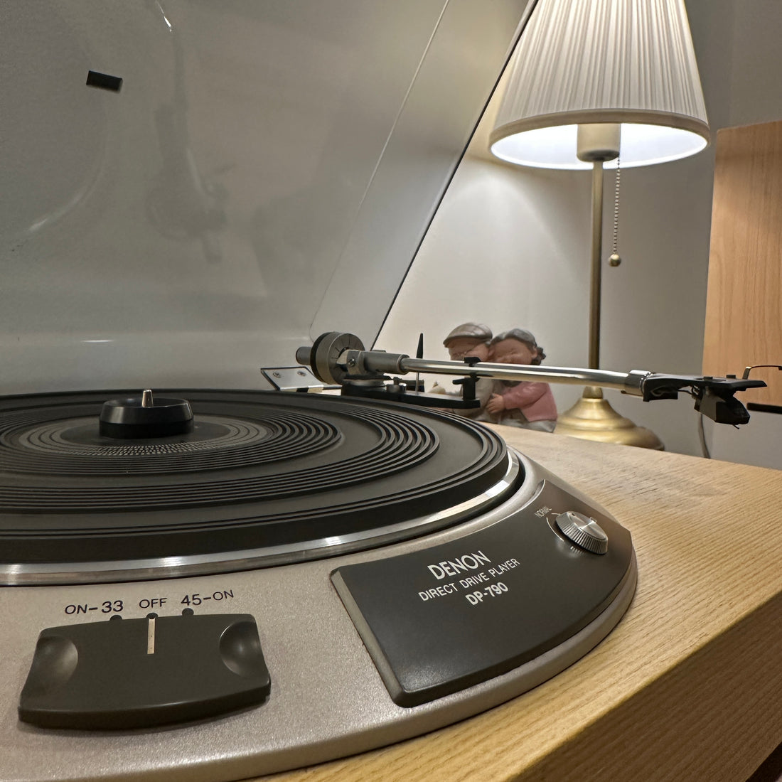 เครื่องเล่นแผ่นเสียง Denon DP-790 Manual Direct Drive Turntable (220V)