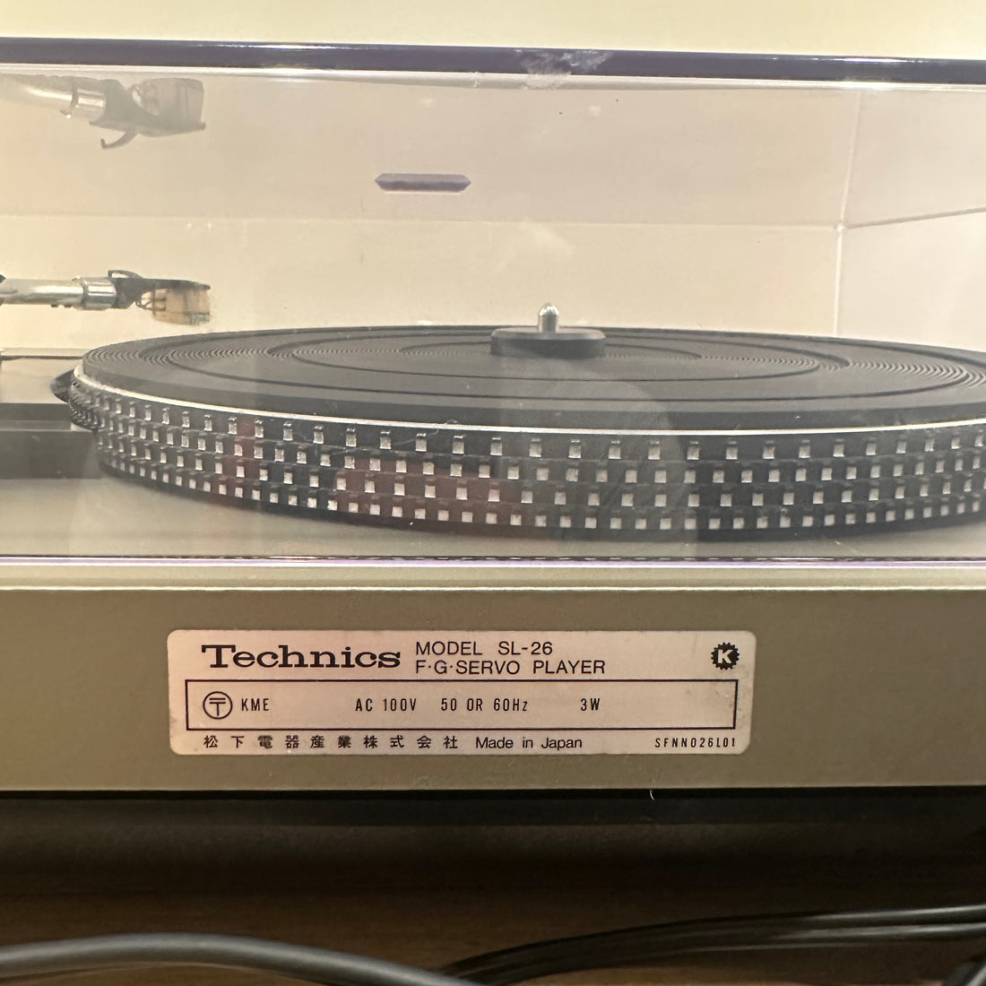 เครื่องเล่นแผ่นเสียง Technics SL-26 Semi-auto Belt Drive Turntable (220V)