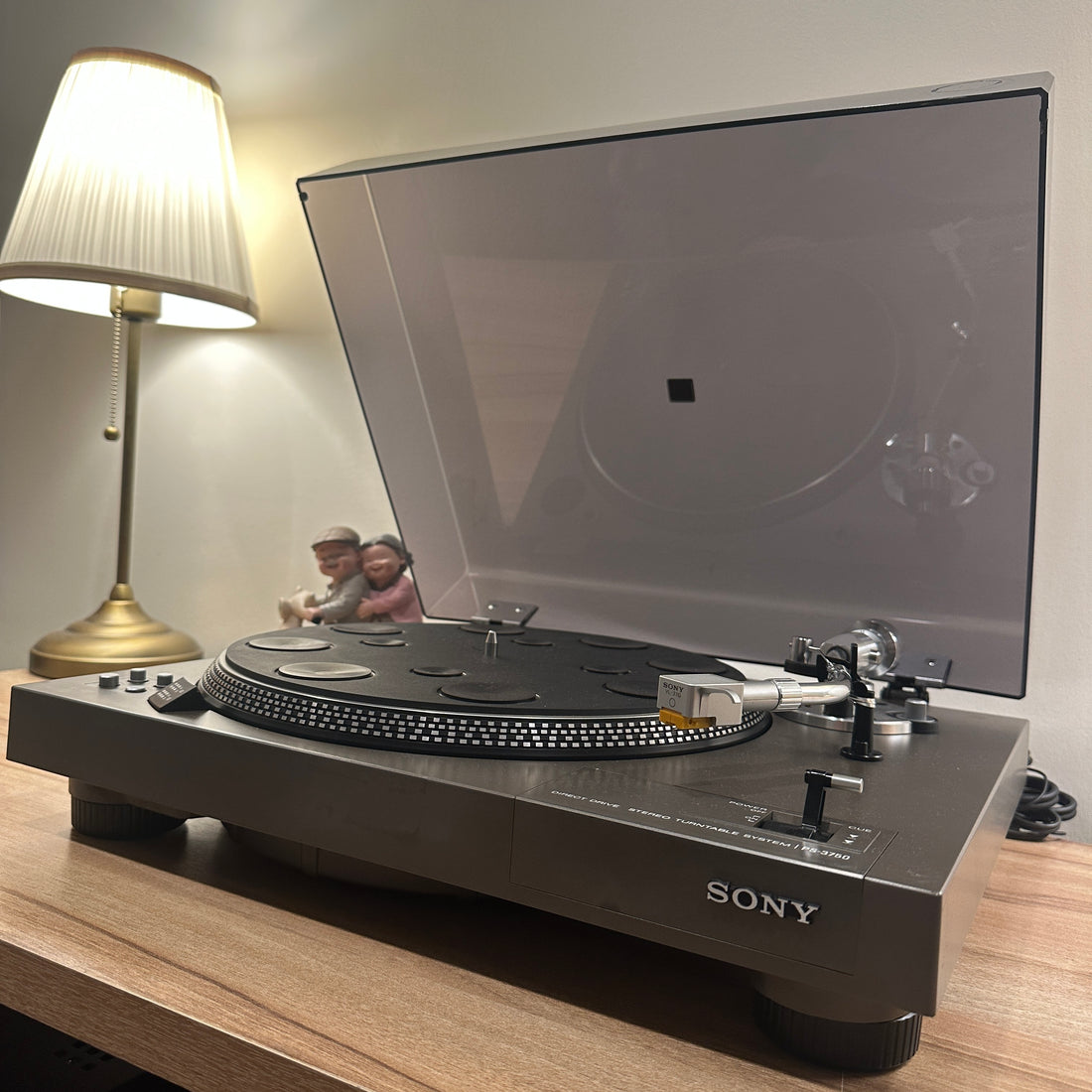 Sony PS-3750 Manual Direct Drive Turntable (220V)