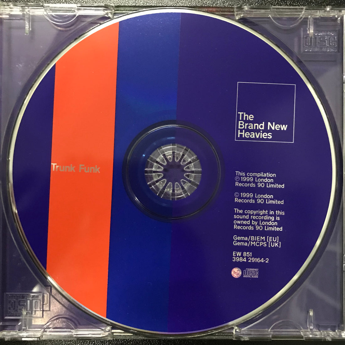 ซีดี The Brand New Heavies - Trunk Funk The Best Of The Brand New Heavies CD VG+