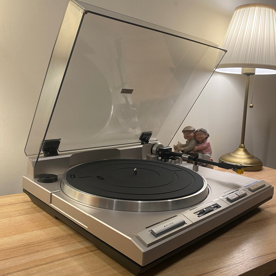เครื่องเล่นแผ่นเสียง Pioneer PL-Y7A Fully Automatic Direct Drive Turntable (220V)