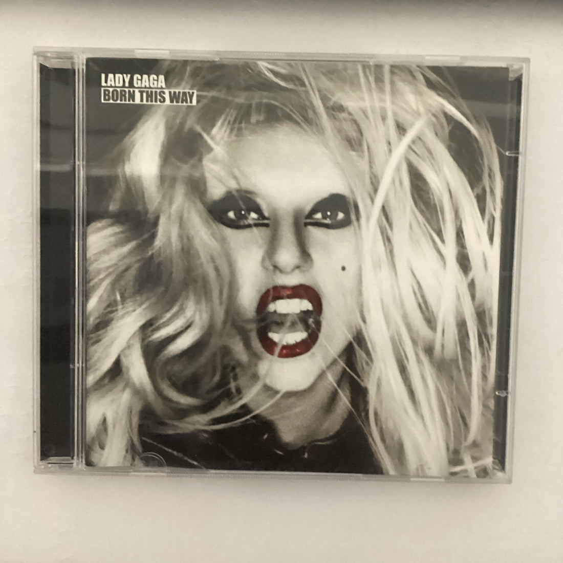 ซีดี Lady Gaga - Born This Way CD VG 2CDs