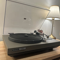 เครื่องเล่นแผ่นเสียง Technics SL-26 Semi-auto Belt Drive Turntable (220V)