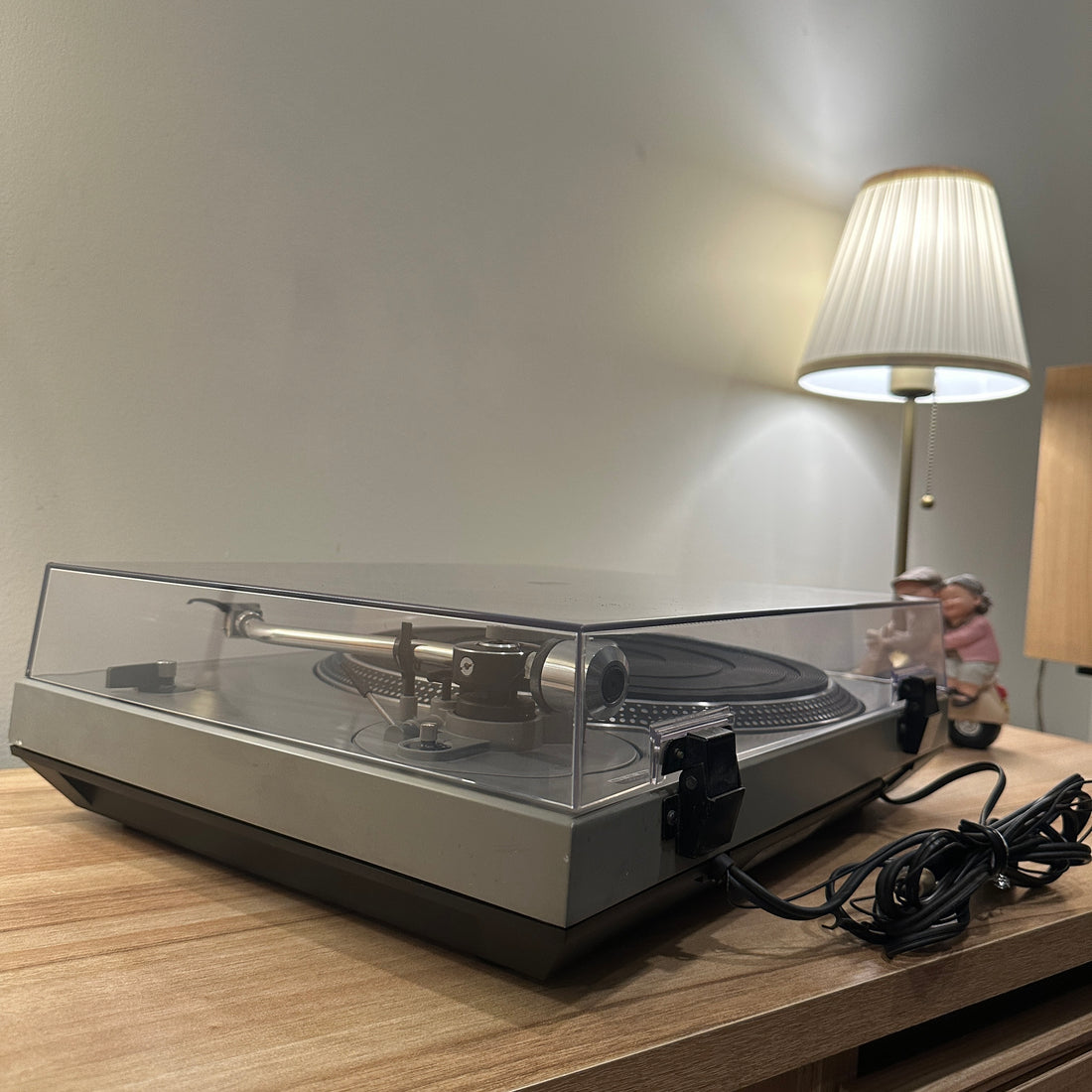 เครื่องเล่นแผ่นเสียง Technics SL-1500 Manual Direct Drive Turntable (220V)