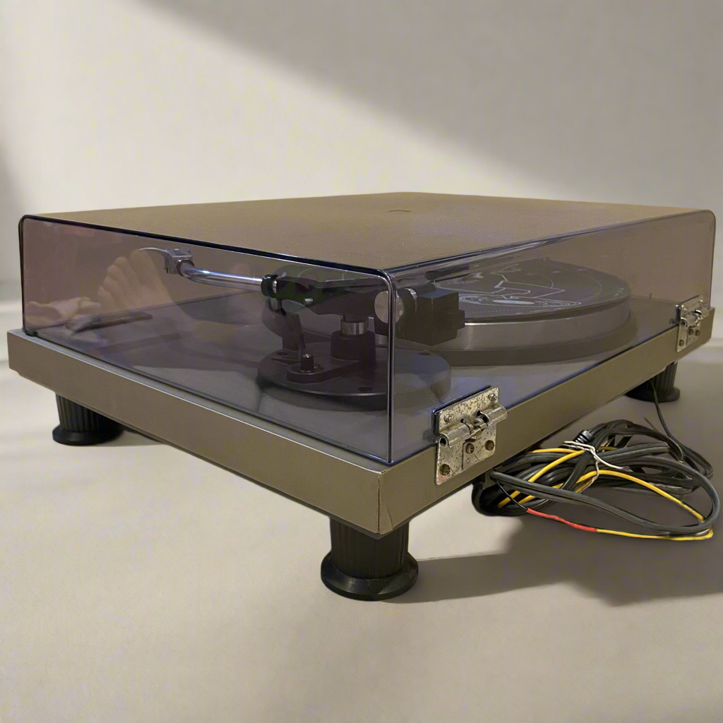 Technics SL-55 Direct Drive Turntable (สภาพ 85%, 220V)