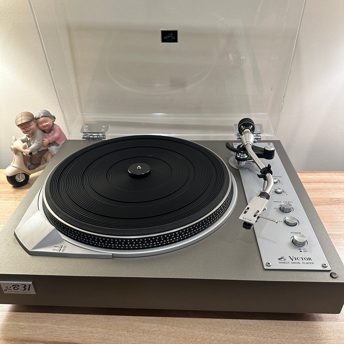 เครื่องเล่นแผ่นเสียง Victor JL-B31 Manual Direct Drive Turntable (220V)