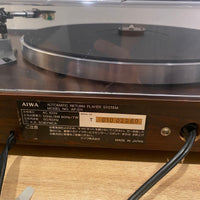 เครื่องเล่นแผ่นเสียง Aiwa AP-D11 Auto Return Belt Drive Turntable (220V)
