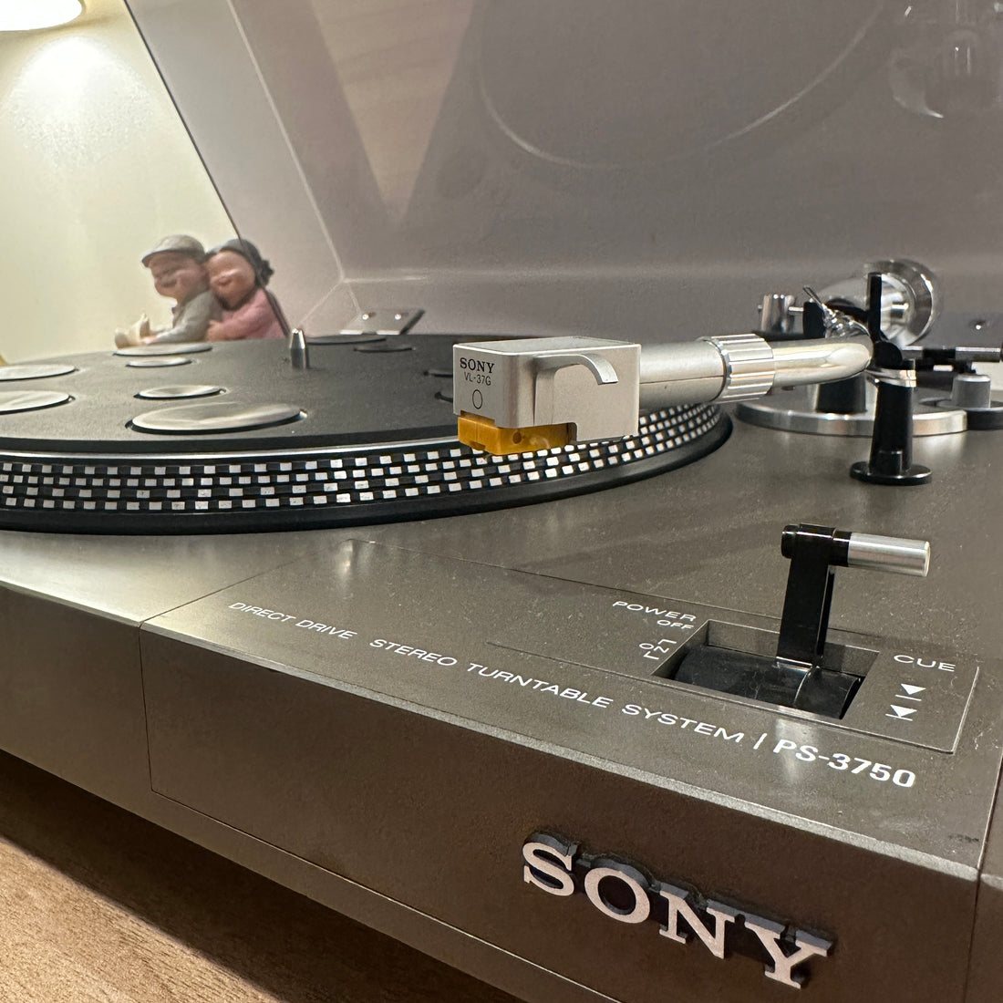 Sony PS-3750 Manual Direct Drive Turntable (220V)