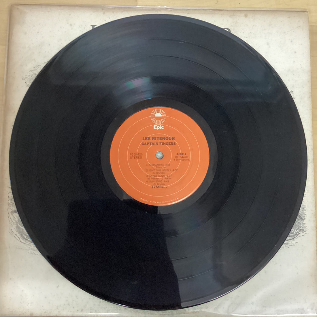 แผ่นเสียง Lee Ritenour - Captain Fingers Vinyl VG