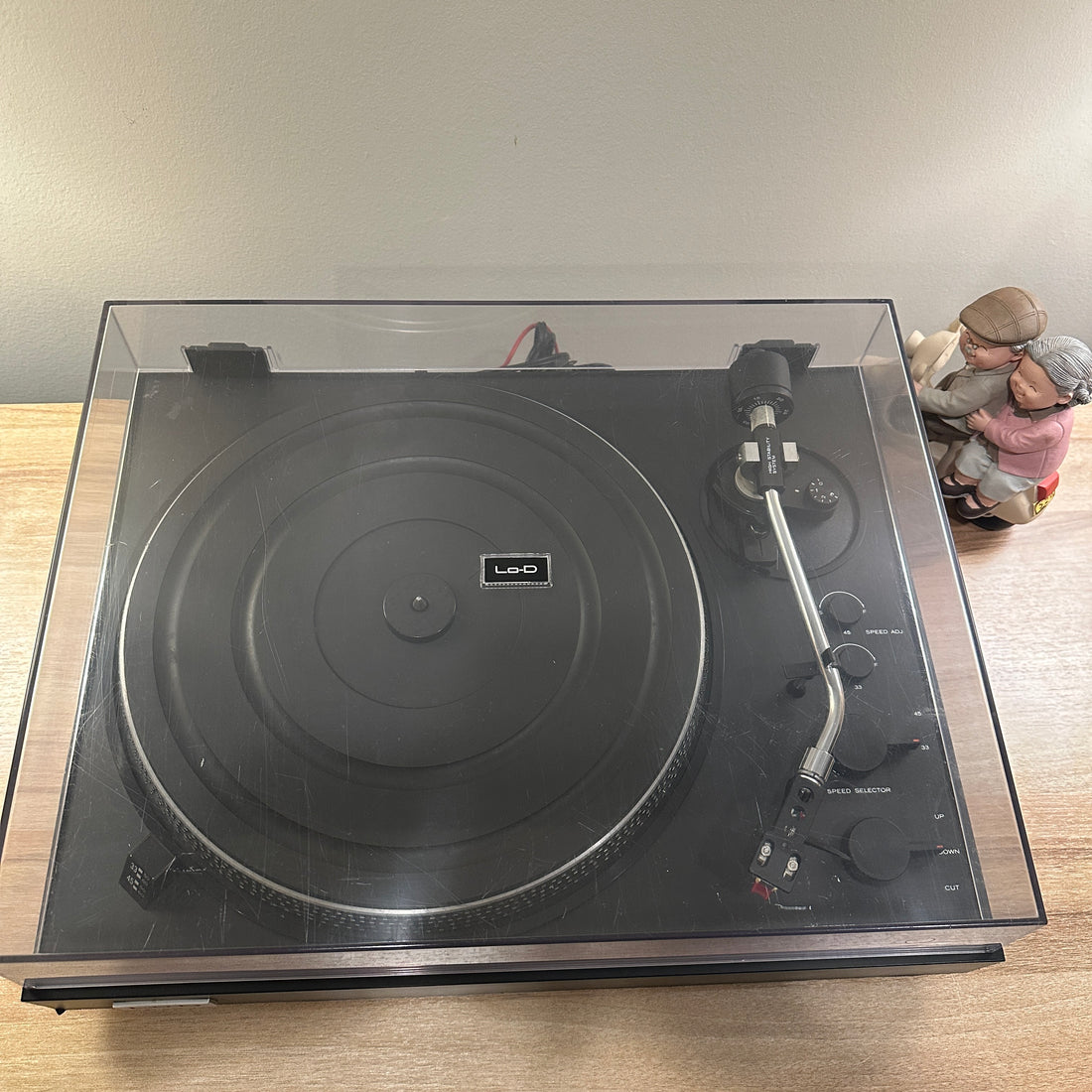 เครื่องเล่นแผ่นเสียง Lo-D (Hitachi) PS-17 Semi-auto Belt Drive Turntable (220V)