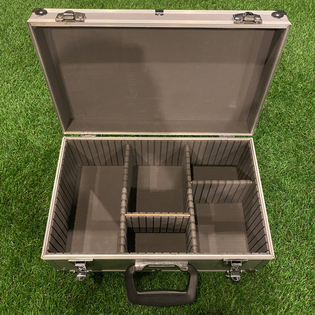 Aluminum CD Case Size S (72 CDs) แถมซีดี 2000.-