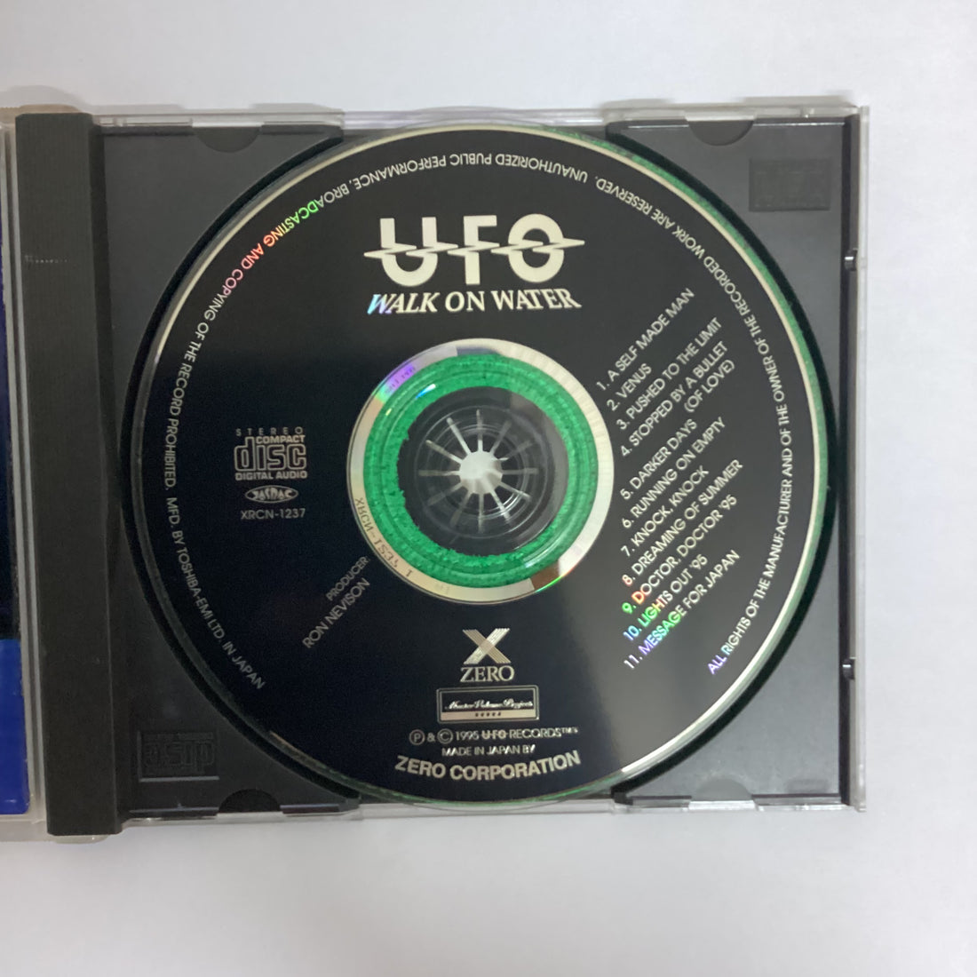 ซีดี UFO - Walk On Water = ウォーク・オン・ウォーター CD VG+