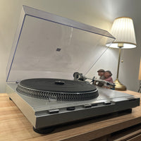 เครื่องเล่นแผ่นเสียง Technics SL-D3 Fully Automatic Direct Drive Turntable (220V)