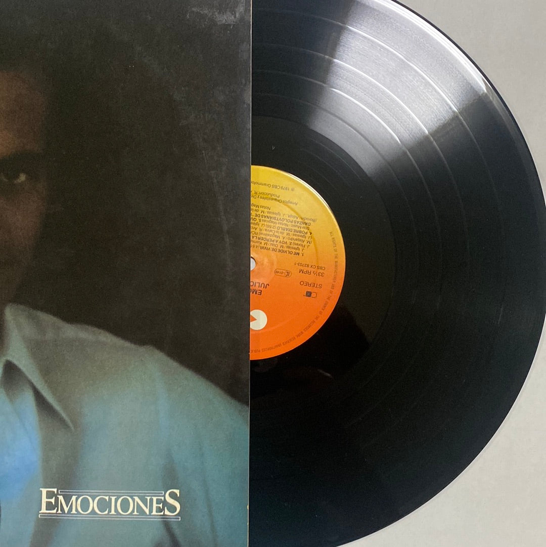 แผ่นเสียง Julio Iglesias - Emociones (Vinyl) (VG+)