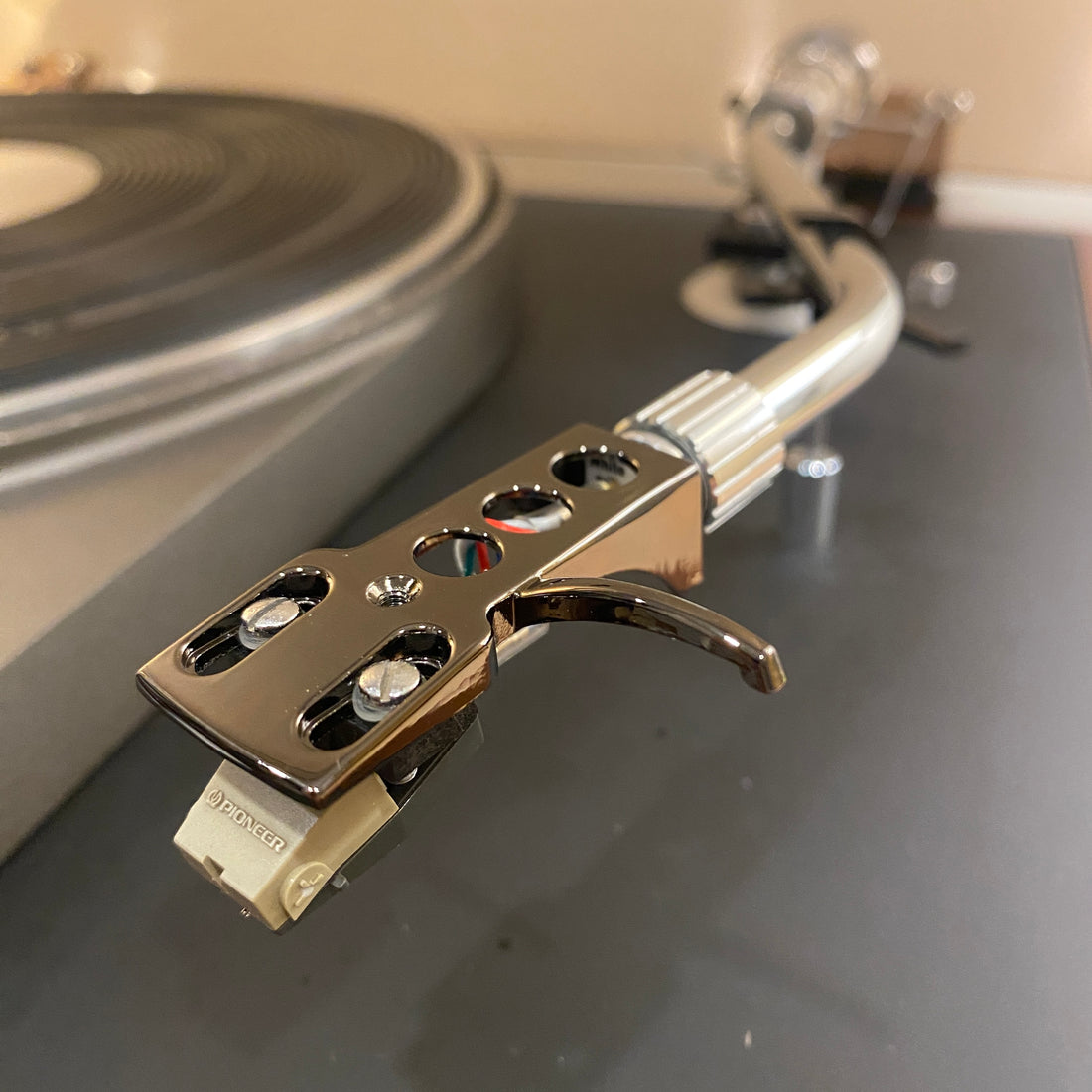 Sony PS-2400 Manual Belt Drive Turntable (220V)