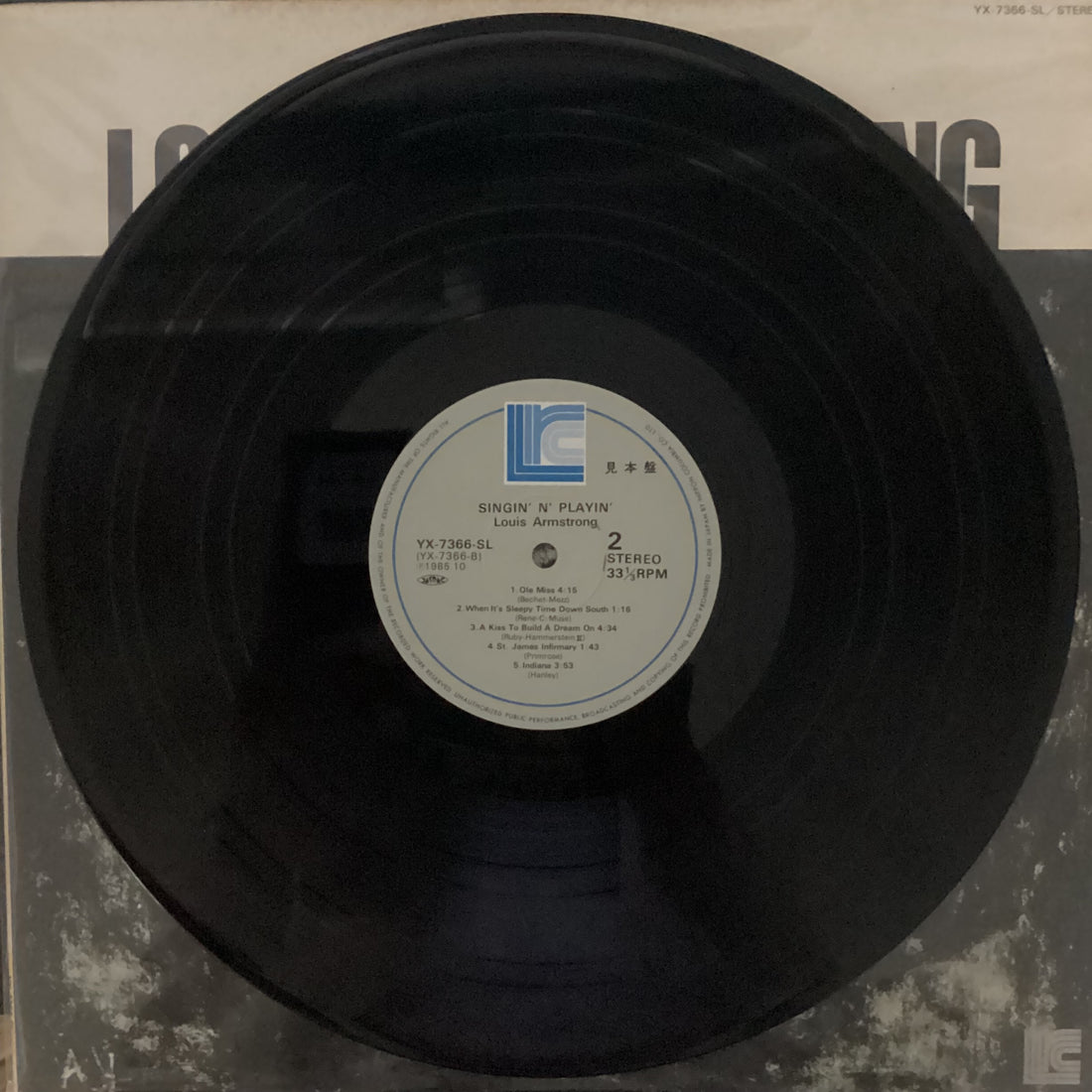 แผ่นเสียง Louis Armstrong - Singin' n' Playin' Vinyl VG+