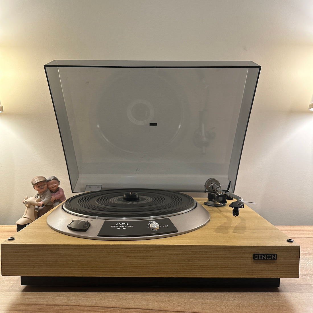 เครื่องเล่นแผ่นเสียง Denon DP-790 Manual Direct Drive Turntable (220V)