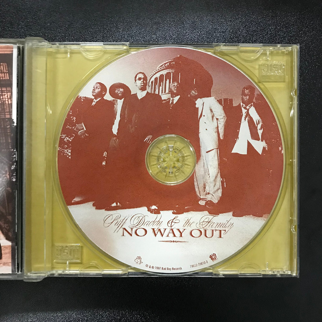ซีดี Puff Daddy & The Family - No Way Out CD VG+