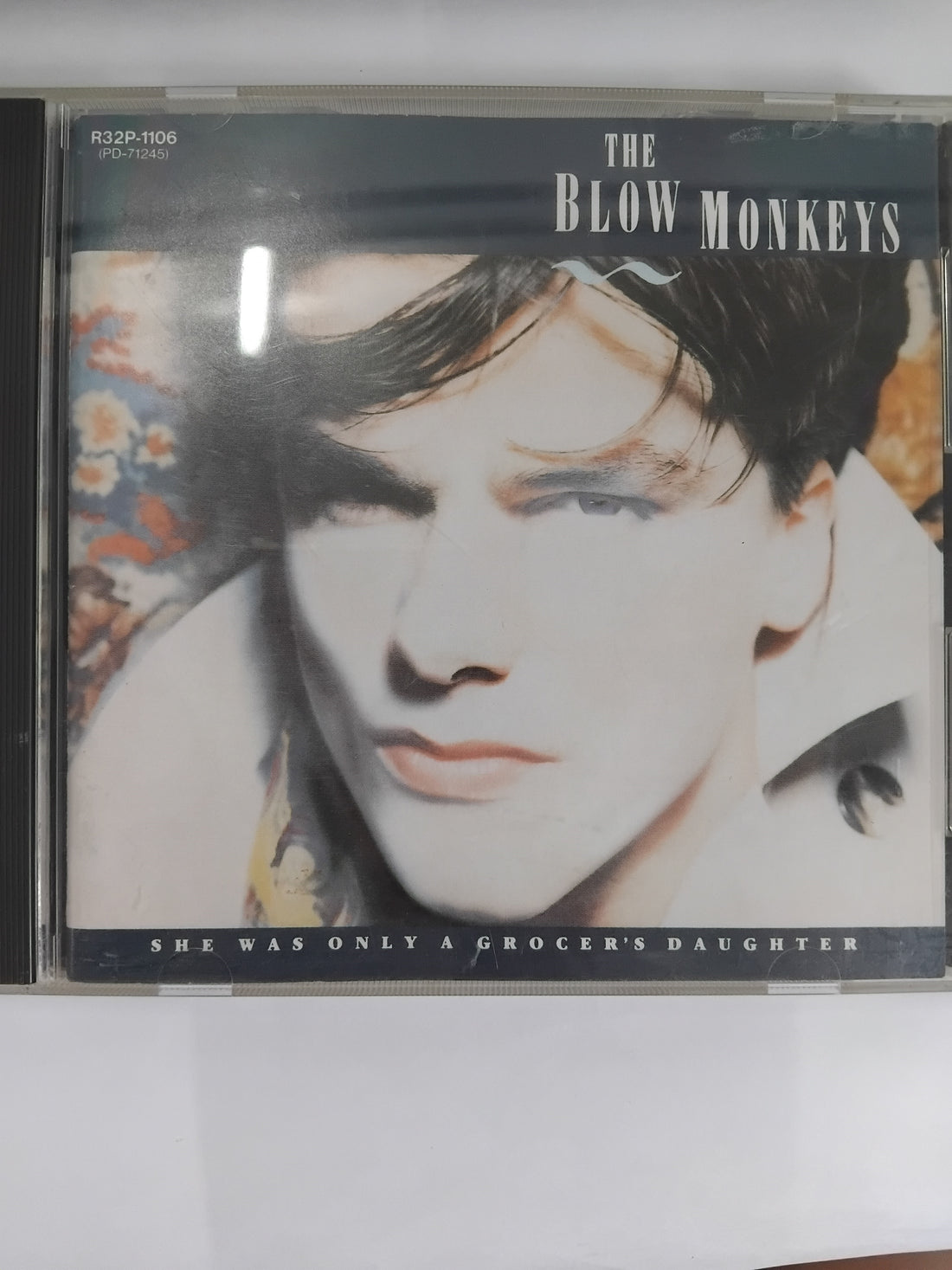 ซีดี The Blow Monkeys - She Was Only A Grocer's Daughter CD G