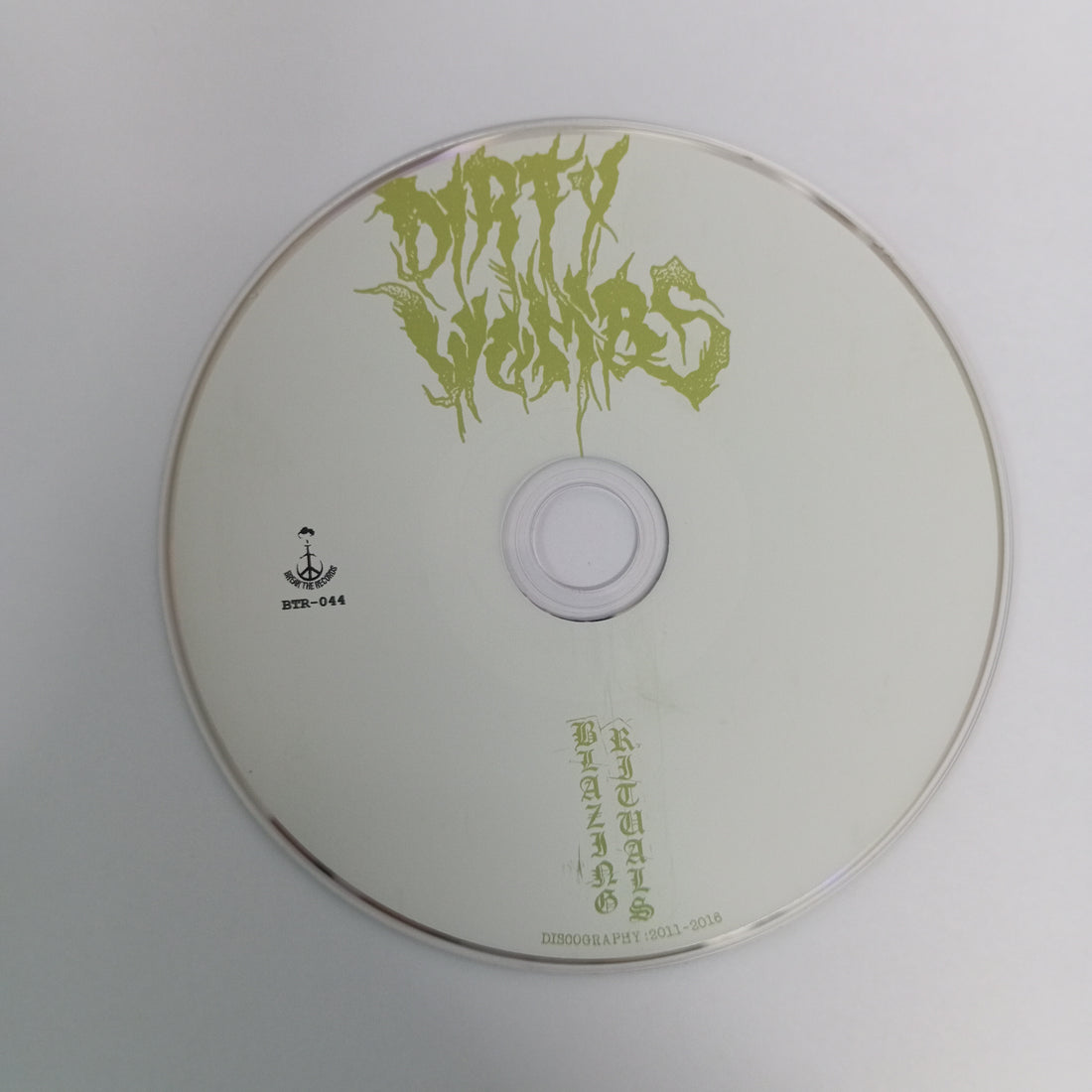 ซีดี Dirty Wombs -  Blazing Rituals: 2011-2016 Discography  (CD) (VG+)