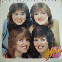 แผ่นเสียง The Nolans = The Nolans - All About Nolans Vinyl VG+ 2LPs