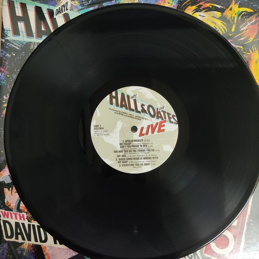 แผ่นเสียง Daryl Hall & John Oates With David Ruffin & Eddie Kendricks - Live At The Apollo Vinyl VG+