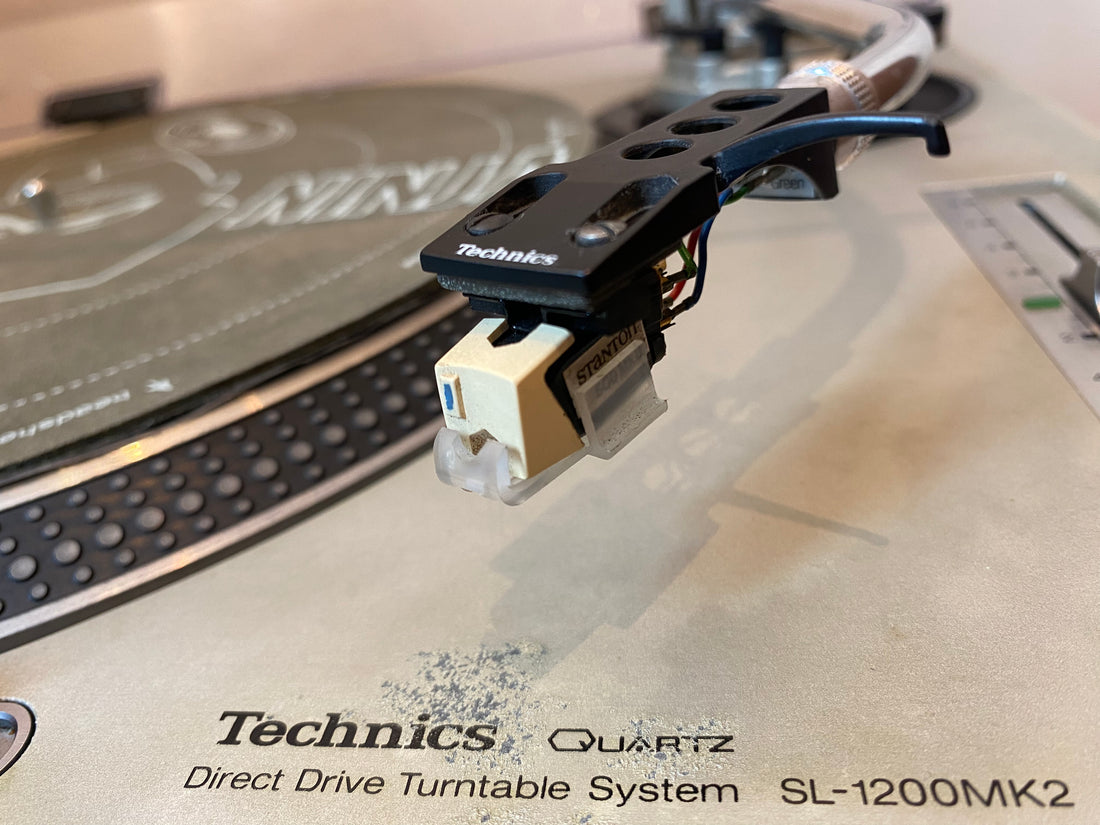 Technics SL-1200 MK2 Direct Drive Manual Turntable 110-220V